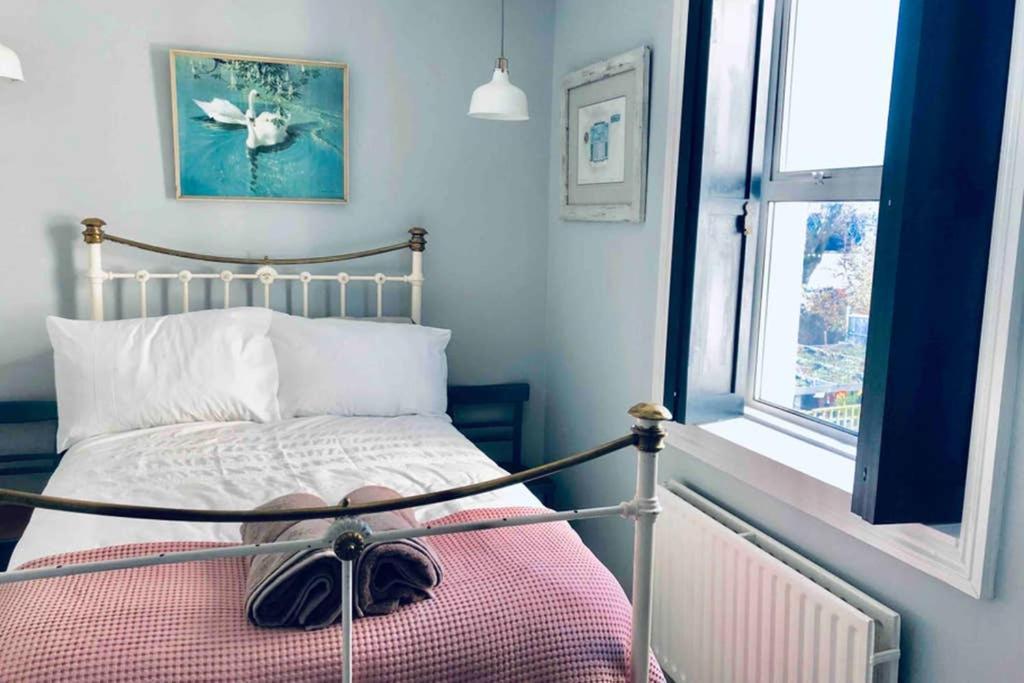 Seaside Escape - Gorgeous 2 Bed Apartment In St-Leonards-On-Sea Hastings Exterior photo